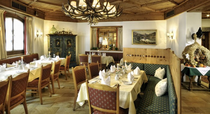 Hotel Zum Hirschen, Zell am See ski chalet, image 3